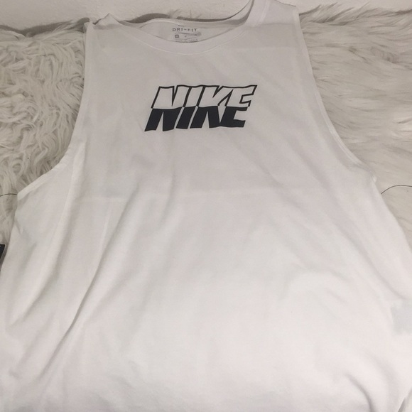 Nike Sport Distort Tank - Picture 3 of 6